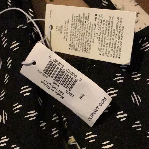 Old Navy Espadrilles Flats New 6.5 Black and White - Picture 6 of 6